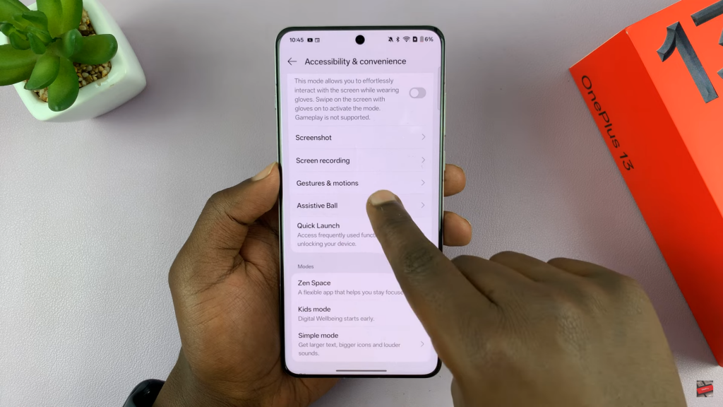 Enable/Disable Assistive Ball On OnePlus 13