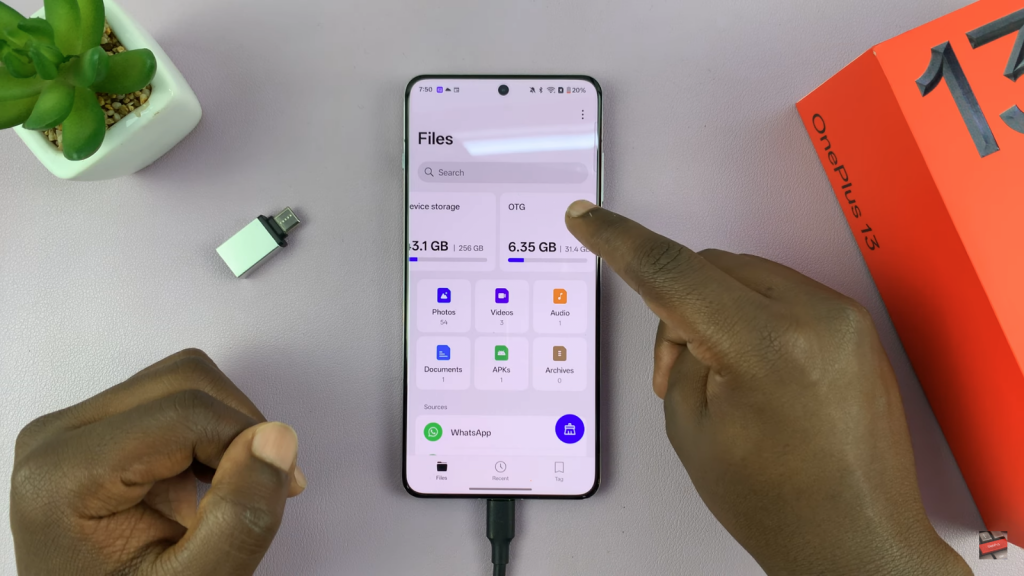 Connect & Transfer Files With USB Flash Drive On OnePlus 13