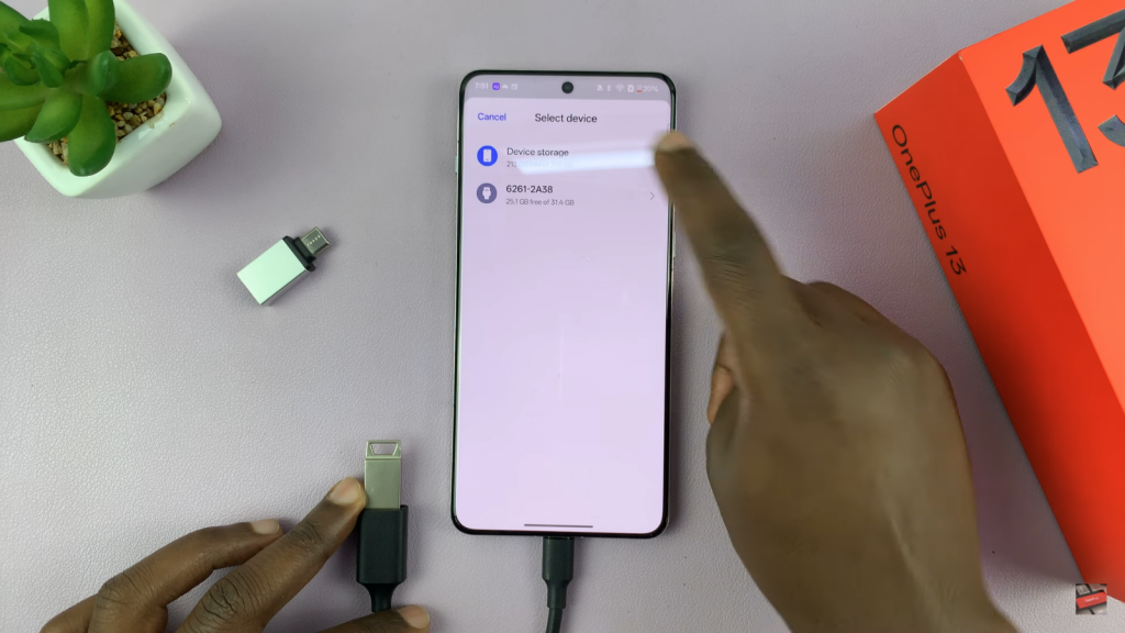 Connect & Transfer Files With USB Flash Drive On OnePlus 13