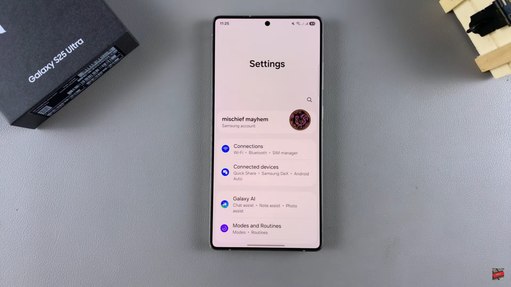 Enable/Disable Lock Screen Sounds On Samsung Galaxy S25