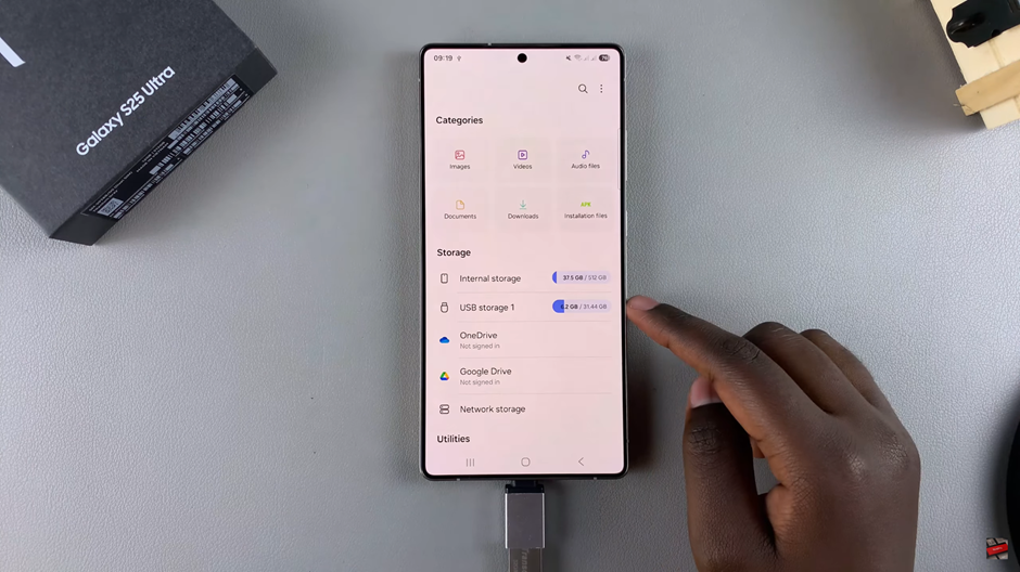 How To Perform OTG Test On Samsung Galaxy S25 / S25 Ultra