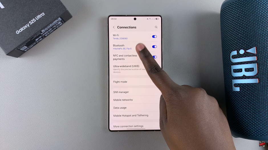 How To Disconnect & Unpair Bluetooth Speaker From Samsung Galaxy S25 / S25 Ultra
