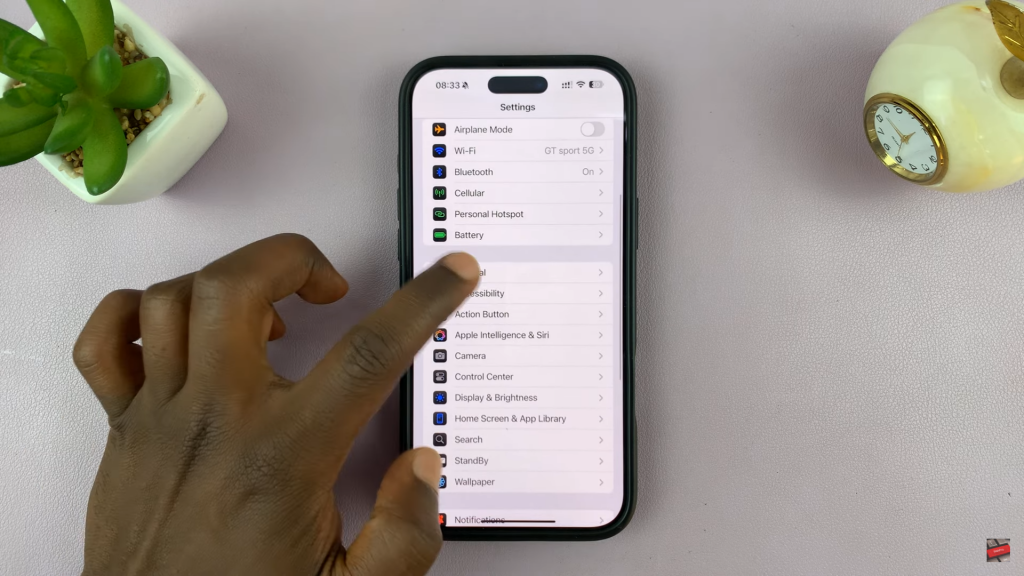 Reset Home Screen Layout On iPhone