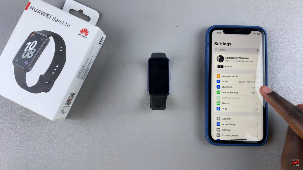 Enable iPhone Notifications On Huawei Band 10