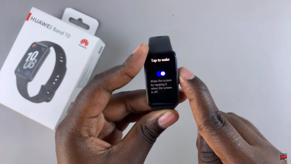 Enable/Disable Tap To Wake On Huawei Band 10